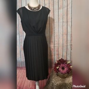 Sleek Pleated Black Dress sz 6